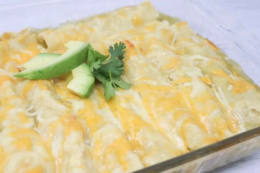 Easy Chicken Enchiladas Verdes Simply Low Cal