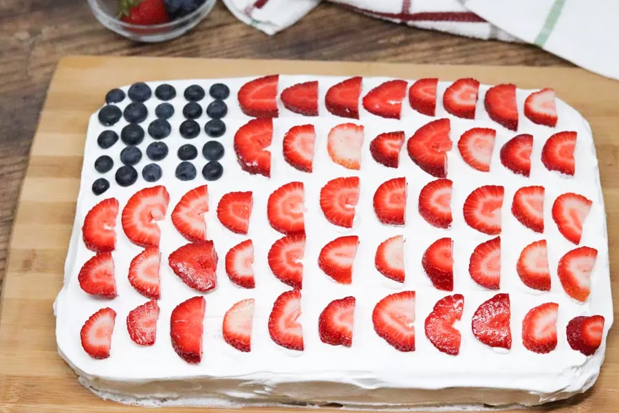 American Flag Cake With Fruit - Simply Low Cal
