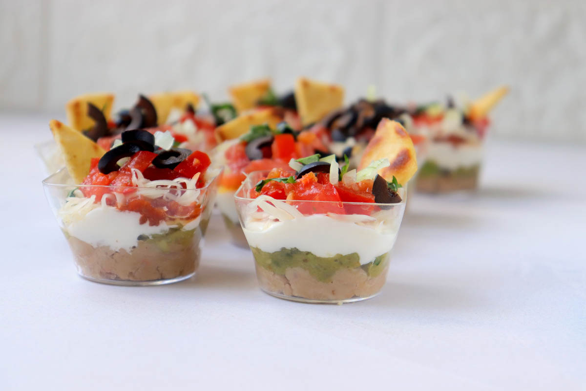 side view of taco cups.
