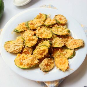 Thumbnail of air fryer parmesan zucchini chips.