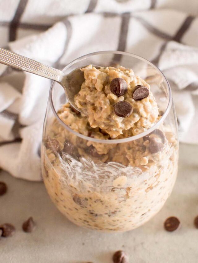 Cookie Dough Overnight Oats Story