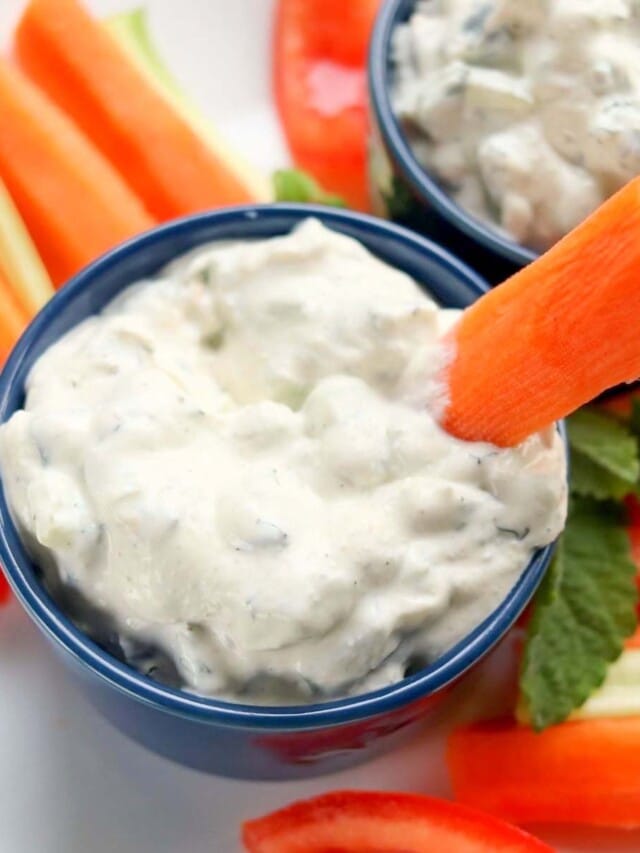 Low-Calorie Greek Yogurt Dill Dip: Tangy and Guilt-Free!
