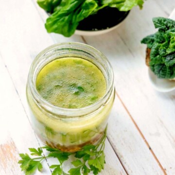 Thumbnail of low calorie vinaigrette.