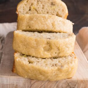 low-calorie-banana-bread-thumbnail picture.