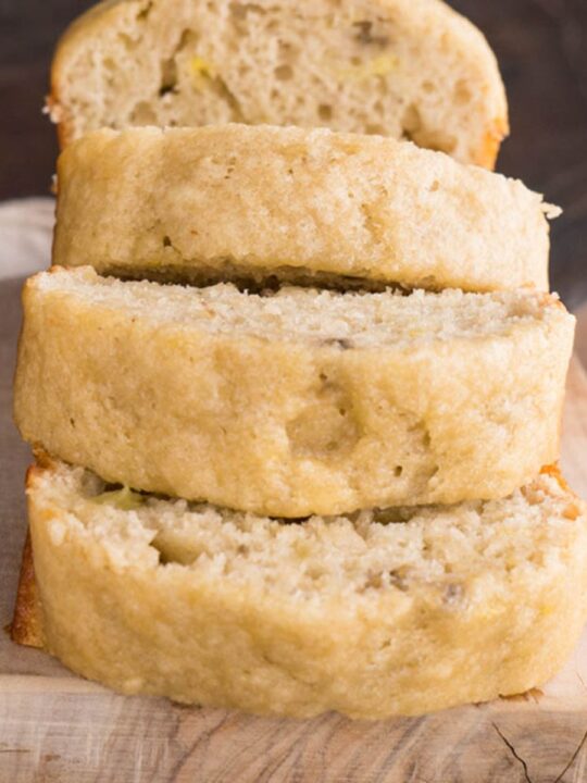 low-calorie-banana-bread-thumbnail picture.