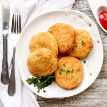 Thumbnail of air fryer potato pancakes.