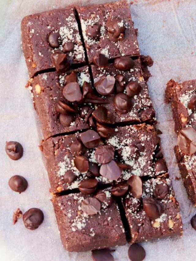 Keto Chocolate Chip Cookie Bars Story