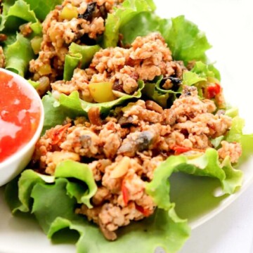 lettuce wraps on a plate.
