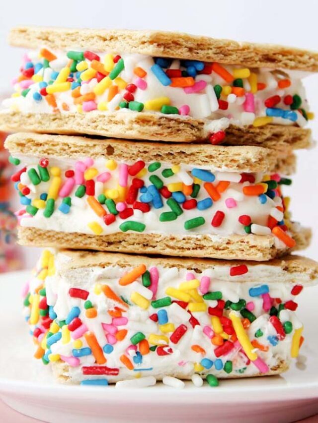Graham Cracker And Whipped Cream Sandwiches Story