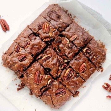 Thumbnail of maple syrup brownies.