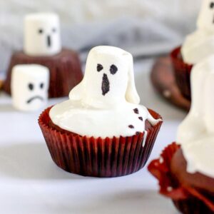spooky halloween ghost cupcakes thumbnail picture.