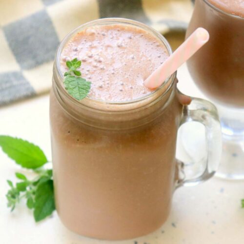 chocolate banana milkshake thumbnail picture.