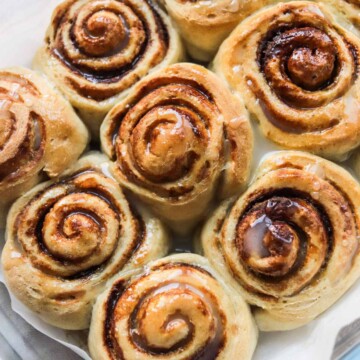 Thumbnail of low calorie cinnamon rolls.