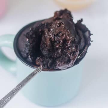 Thumbnail of low calorie mug cake.