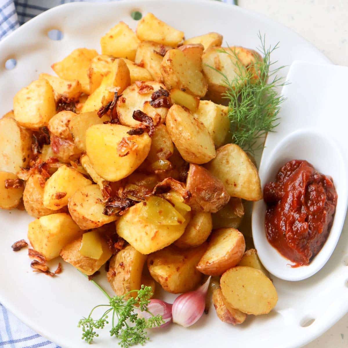 Thumbnail of low calorie breakfast potatoes.