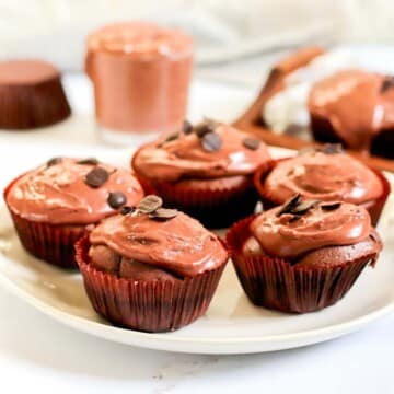 Thumbnail of low calorie chocolate cupcakes.