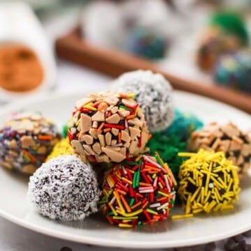 Thumbnail of low calorie chocolate truffles.