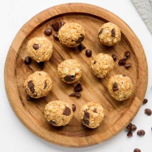 Thumbnail of low calorie energy balls.