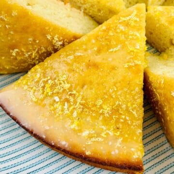 Thumbnail of low calorie lemon cake.