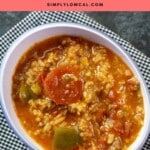 Pinterest pin of low calorie stuffed pepper soup.