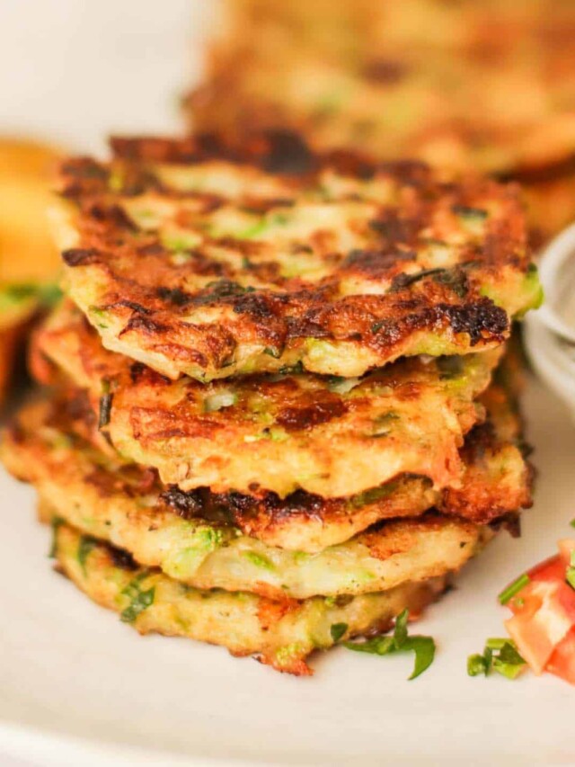 Light and Crispy Zucchini Fritters Recipe: 47 Kcal 15-Minute Prep!