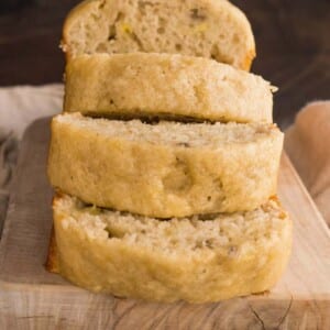 Thumbnail of low calorie banana bread.