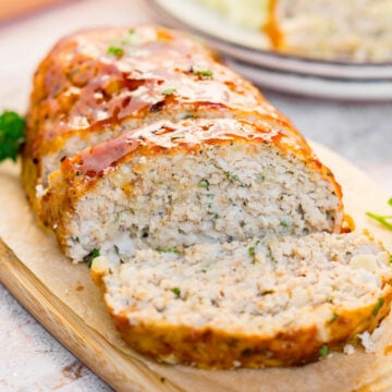Slicing a chicken meatloaf